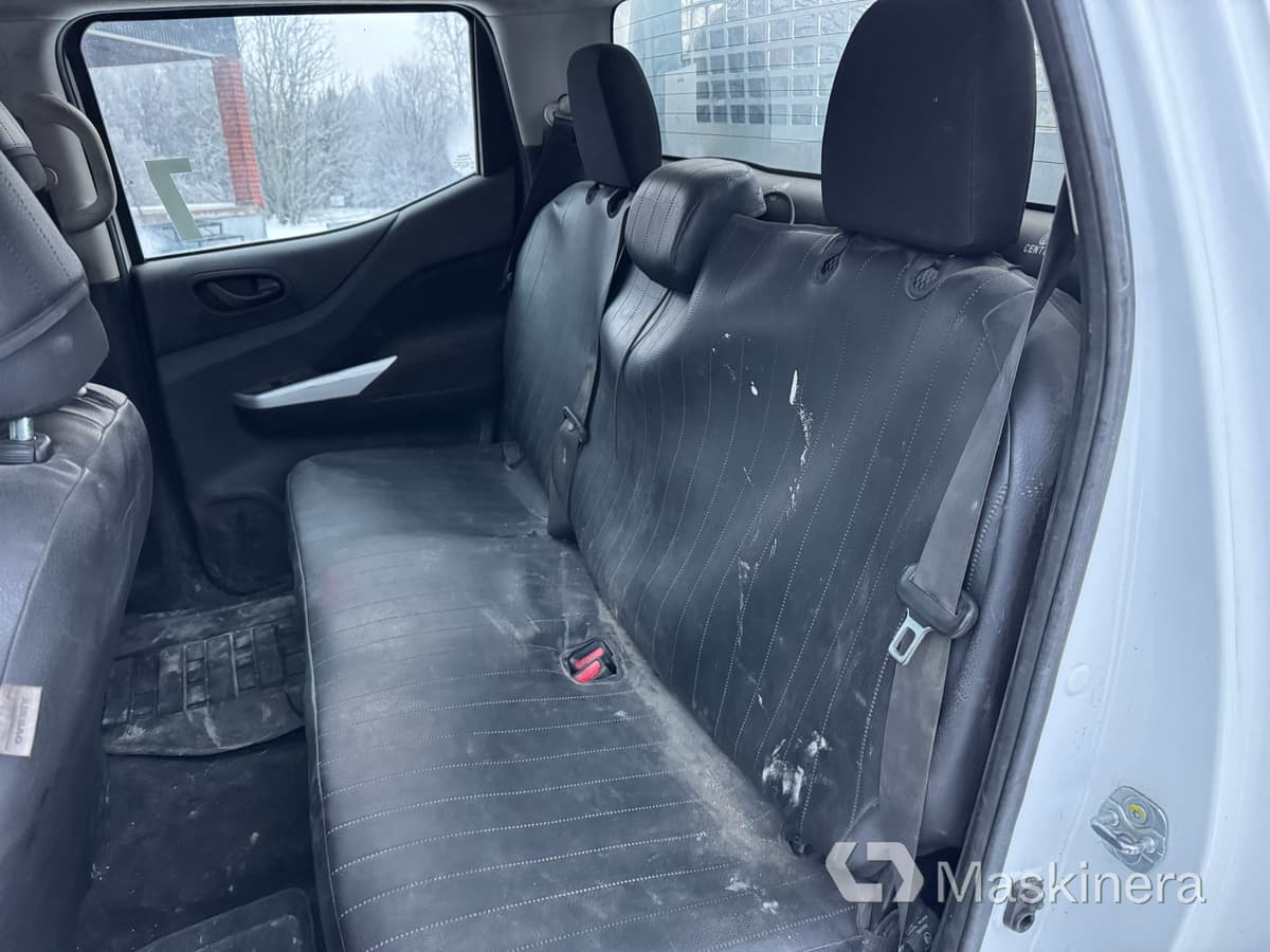 Väike kaubik Pickup Nissan Navara med flak: pilt 28 Väike kaubik Pickup Nissan Navara med flak: pilt 28