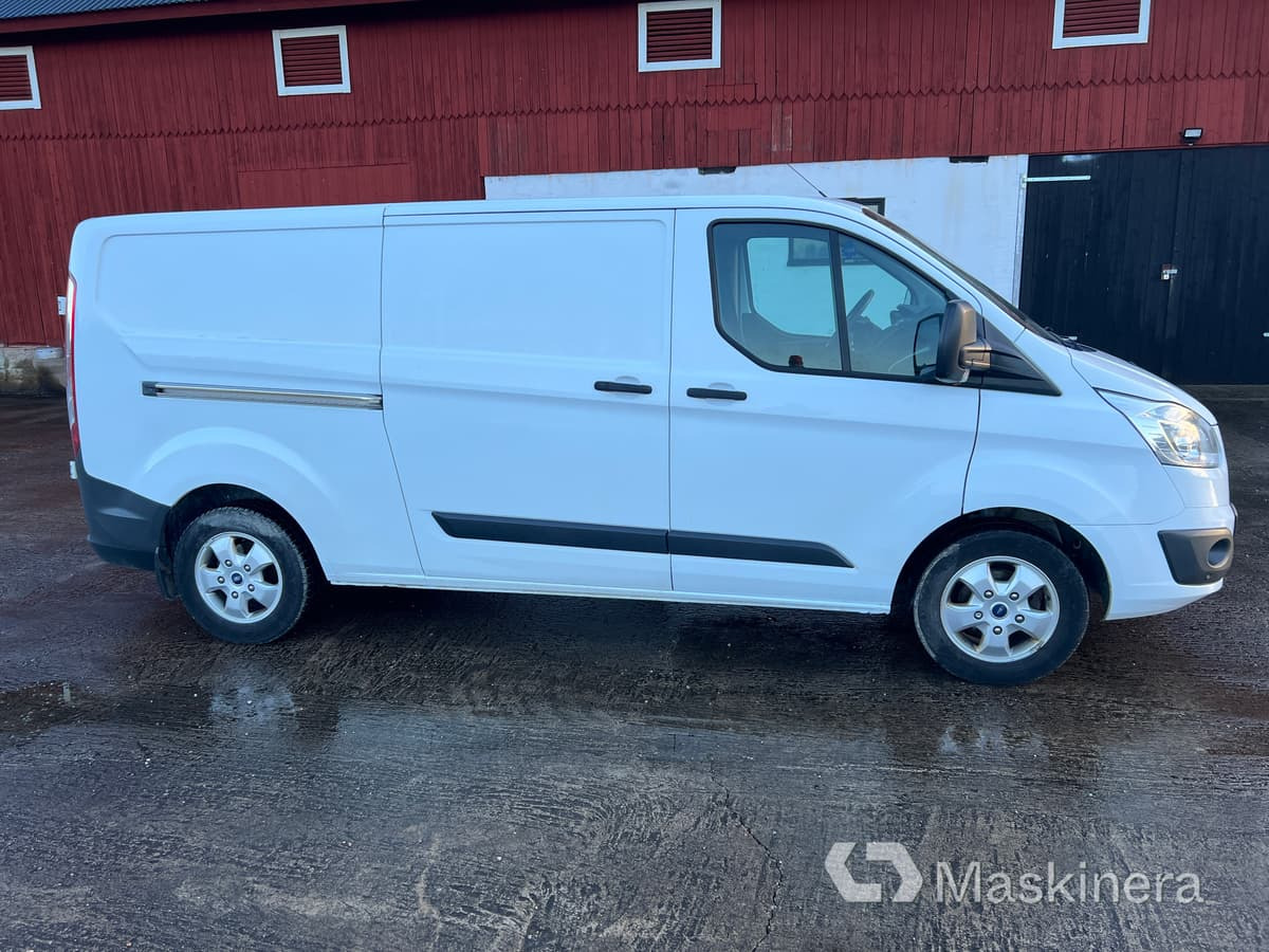 Skåpbil Ford Transit Custom Van 2.2 TDCi - Väike kaubik: pilt 4 Skåpbil Ford Transit Custom Van 2.2 TDCi - Väike kaubik: pilt 4