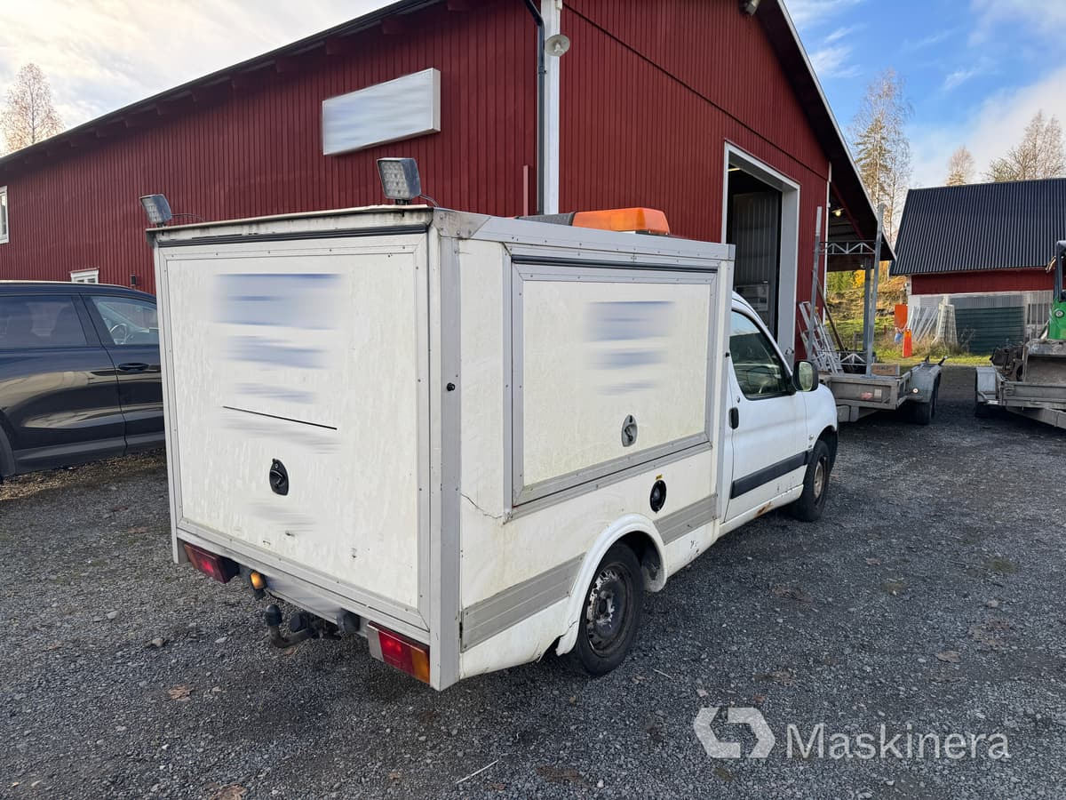Skåpbil Peugeot Partner 1.6 HDI - Väike kaubik: pilt 5 Skåpbil Peugeot Partner 1.6 HDI - Väike kaubik: pilt 5