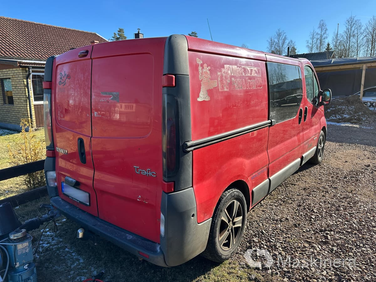 Skåpbil Renault Trafic 1.9 dCi - Kaubik: pilt 5 Skåpbil Renault Trafic 1.9 dCi - Kaubik: pilt 5