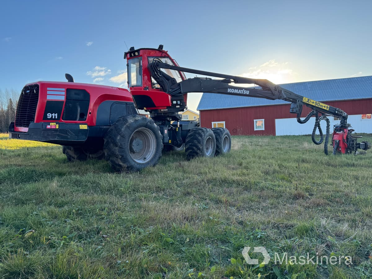 Skördare Komatsu XH 911 CX-6 - Metsakoristaja: pilt 5 Skördare Komatsu XH 911 CX-6 - Metsakoristaja: pilt 5