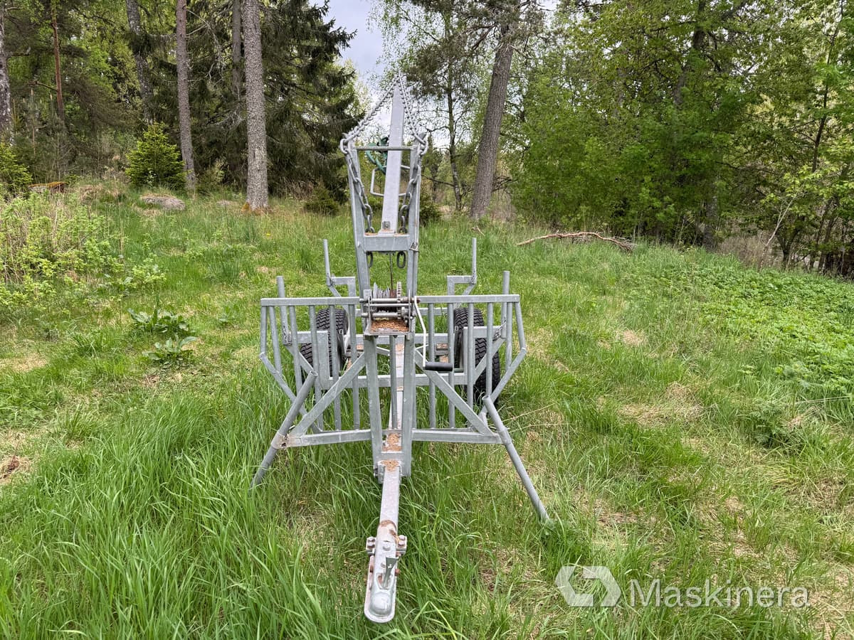 Skogsvagn ATV Kellfri SV12 - Metsahaagis: pilt 2 Skogsvagn ATV Kellfri SV12 - Metsahaagis: pilt 2