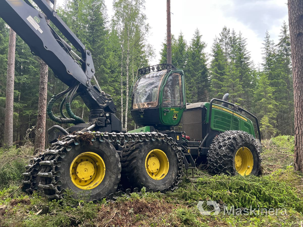 Skördare John Deere 1470G - Metsakoristaja: pilt 1 Skördare John Deere 1470G - Metsakoristaja: pilt 1