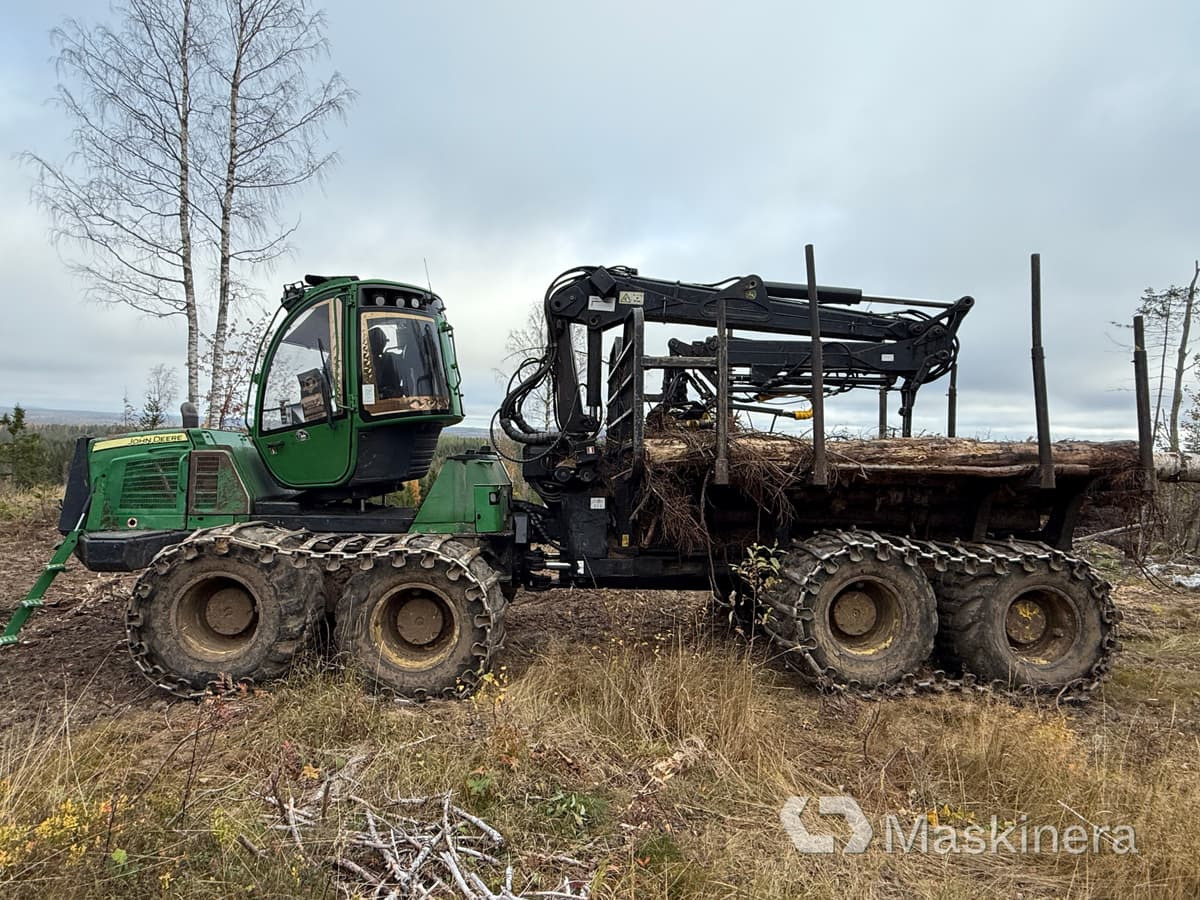 Skotare John Deere 1210E - Forwarder: pilt 2 Skotare John Deere 1210E - Forwarder: pilt 2