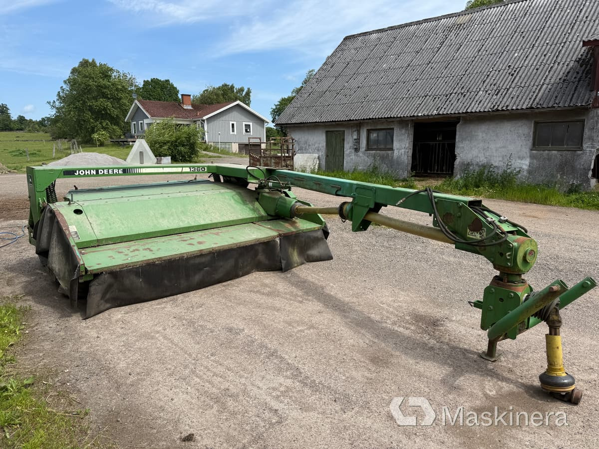 Slåtterkross John Deere 1360 - Niiduk: pilt 1 Slåtterkross John Deere 1360 - Niiduk: pilt 1