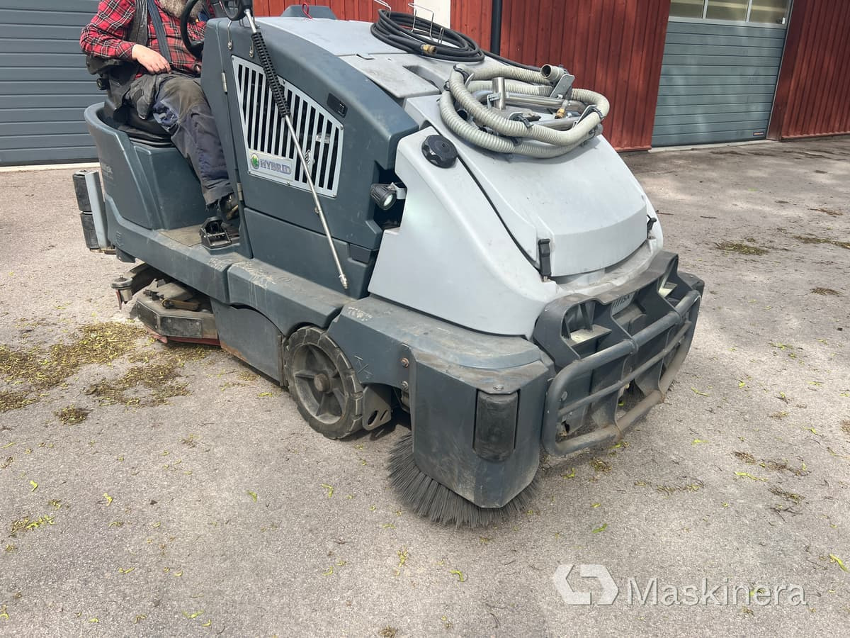 Tänavapühkimismasin Sopskurmaskin Nilfisk Hybrid CS7010 1200D: pilt 34