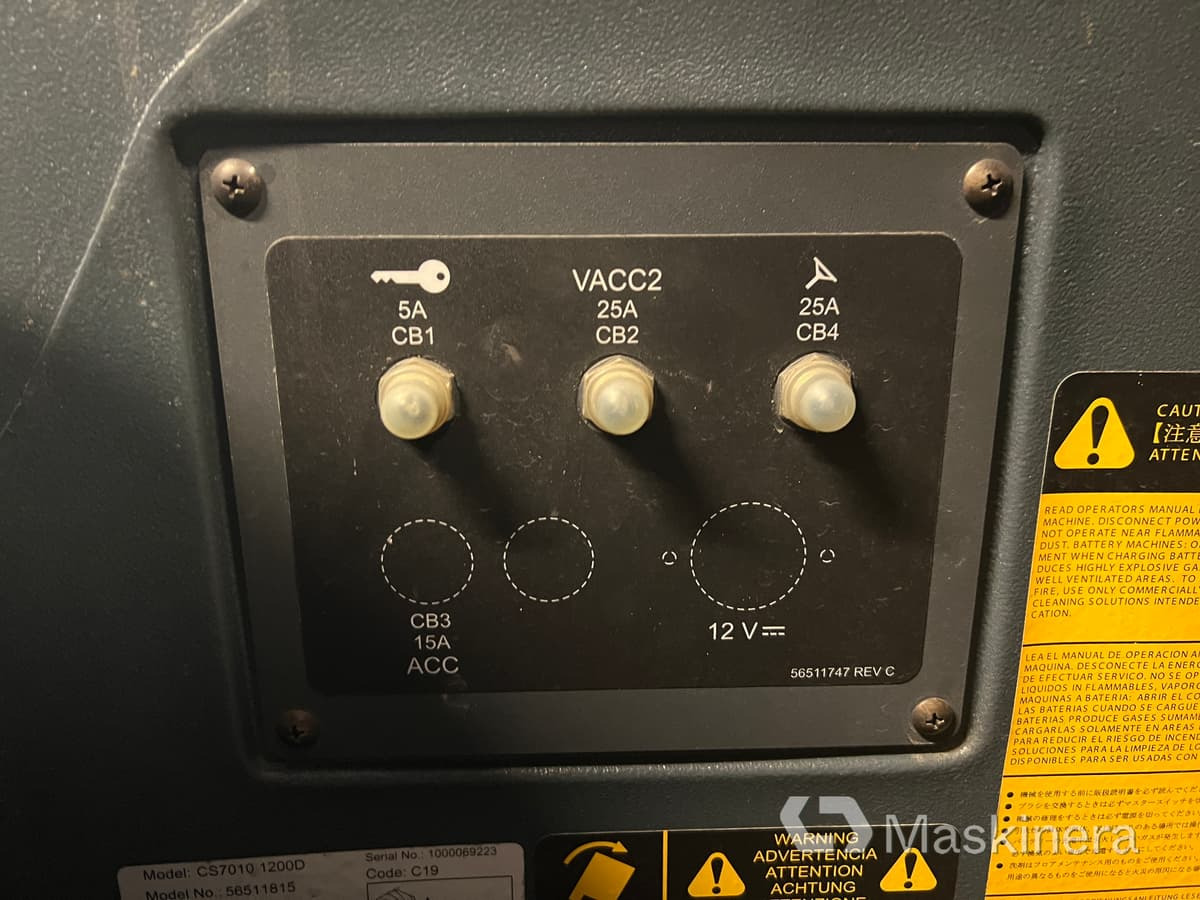 Tänavapühkimismasin Sopskurmaskin Nilfisk Hybrid CS7010 1200D: pilt 23
