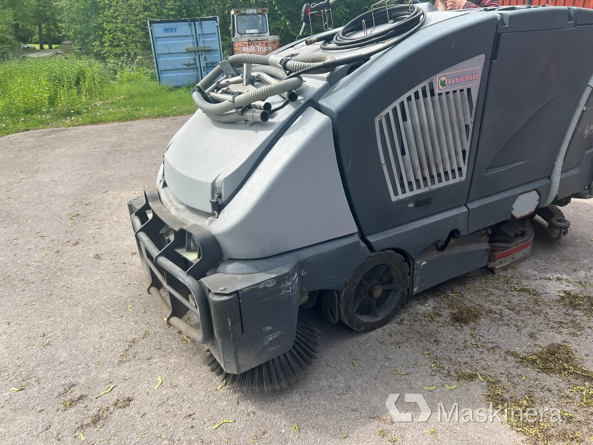 Tänavapühkimismasin Sopskurmaskin Nilfisk Hybrid CS7010 1200D: pilt 36