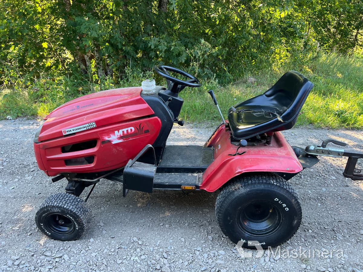 Traktor Trädgårdstraktor MTD B/115 med tippvagn: pilt 16