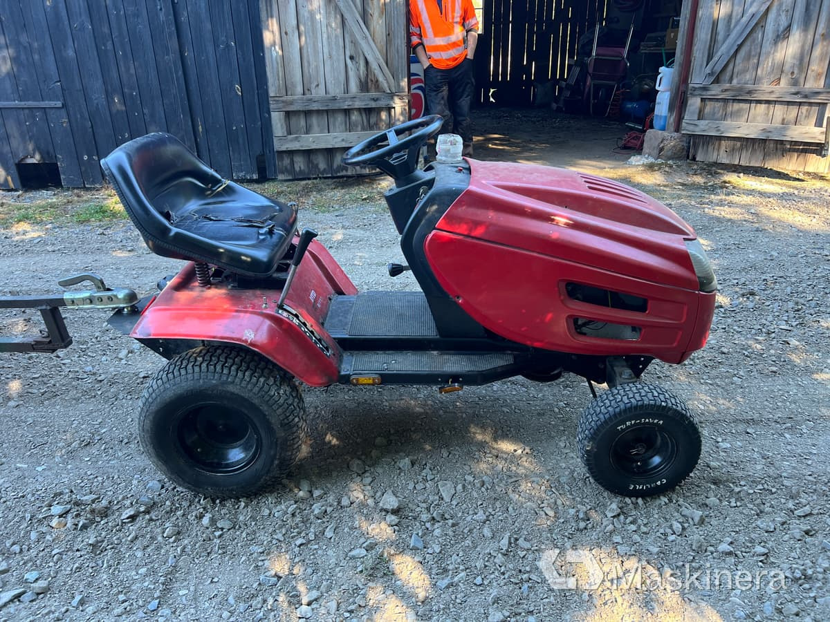 Traktor Trädgårdstraktor MTD B/115 med tippvagn: pilt 12