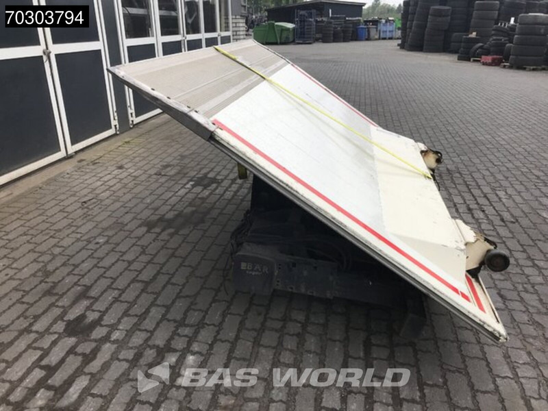 BAR - Auto: pilt 3 BAR - Auto: pilt 3