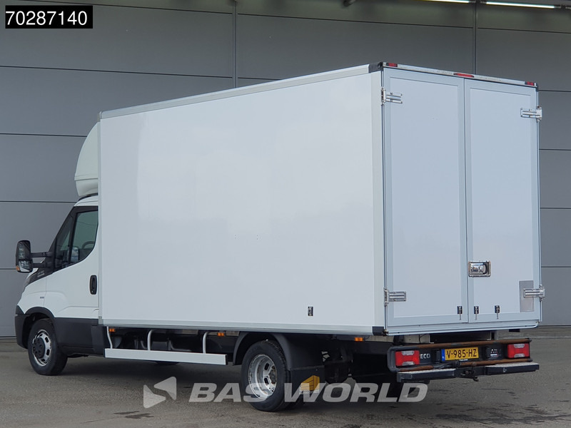 Iveco Daily 3.0L Automaat Bakwagen Navi Airco Cruise Euro6 Schuifzeilen Plane Meubelbak Koffer 21m3 Airco Trekhaak Cruise control - Tarbesõiduk furgoon: pilt 3 Iveco Daily 3.0L Automaat Bakwagen Navi Airco Cruise Euro6 Schuifzeilen Plane Meubelbak Koffer 21m3 Airco Trekhaak Cruise control - Tarbesõiduk furgoon: pilt 3