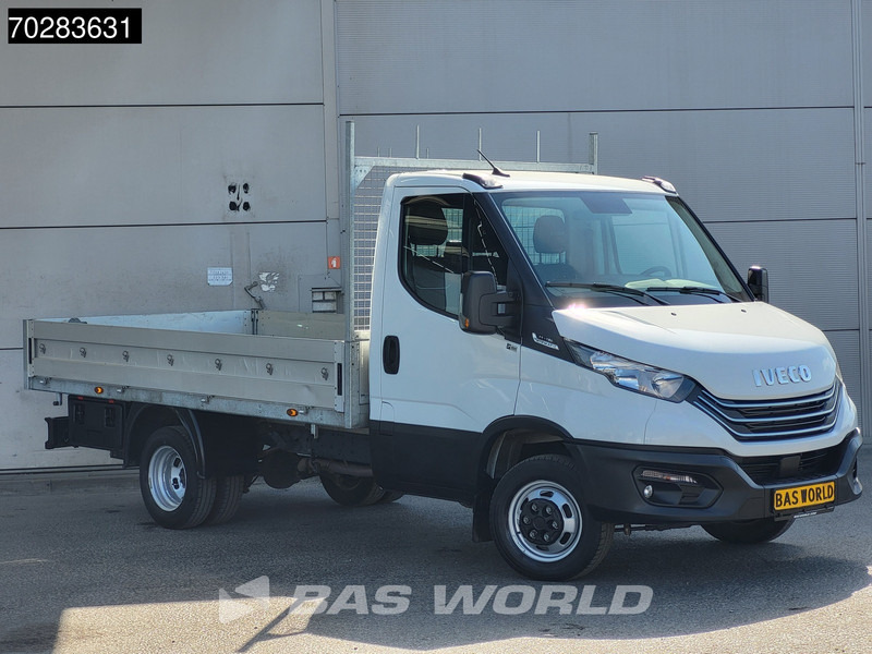 Iveco Daily 35C18 3.0L Open Laadbak Dubbellucht 3,5t Trekhaak Airco Cruise Camera Parkeersensoren Euro6 Meubelbak Koffer Airco Trekhaak Crui - Madelauto: pilt 3 Iveco Daily 35C18 3.0L Open Laadbak Dubbellucht 3,5t Trekhaak Airco Cruise Camera Parkeersensoren Euro6 Meubelbak Koffer Airco Trekhaak Crui - Madelauto: pilt 3