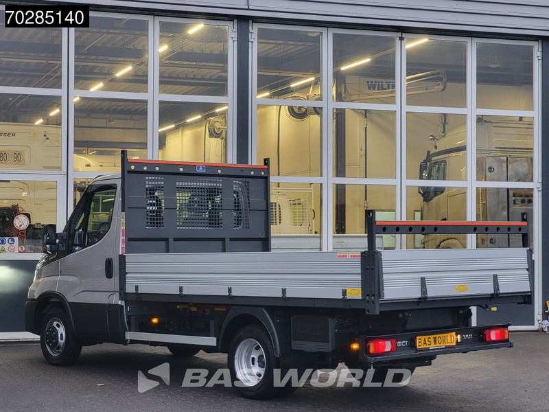 Iveco Daily 35C21 3.0L 210PK Automaat Open Laadbak 2025 model ACC Airco CarPlay Pritsche Pickup Open Box Airco - Madelauto: pilt 5 Iveco Daily 35C21 3.0L 210PK Automaat Open Laadbak 2025 model ACC Airco CarPlay Pritsche Pickup Open Box Airco - Madelauto: pilt 5
