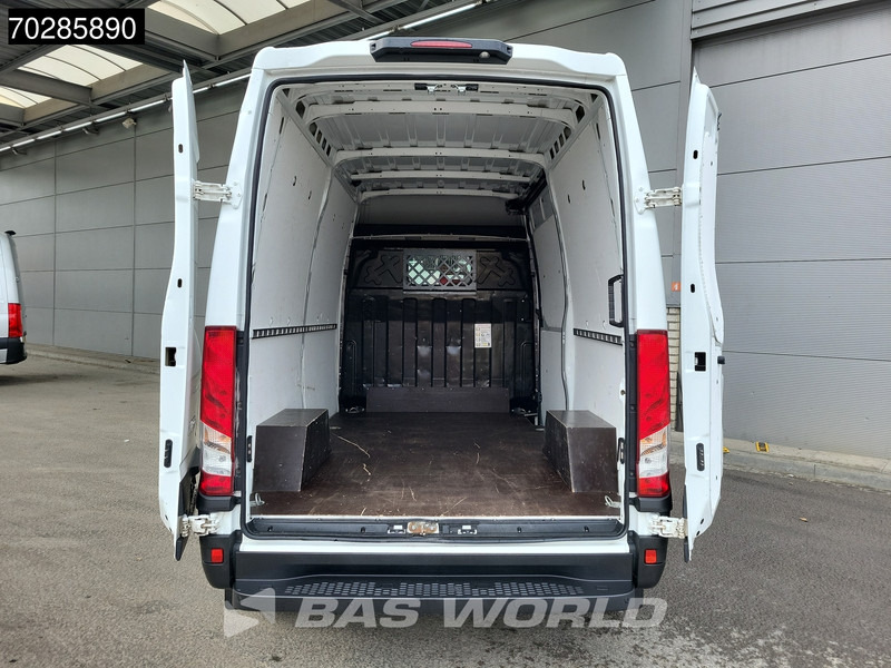 Iveco Daily 35S12 L2H2 Airco Cruise Parkeersensoren 3,5t Trekgewicht Euro6 L2 11m3 Airco Cruise control - Kaubik: pilt 3 Iveco Daily 35S12 L2H2 Airco Cruise Parkeersensoren 3,5t Trekgewicht Euro6 L2 11m3 Airco Cruise control - Kaubik: pilt 3