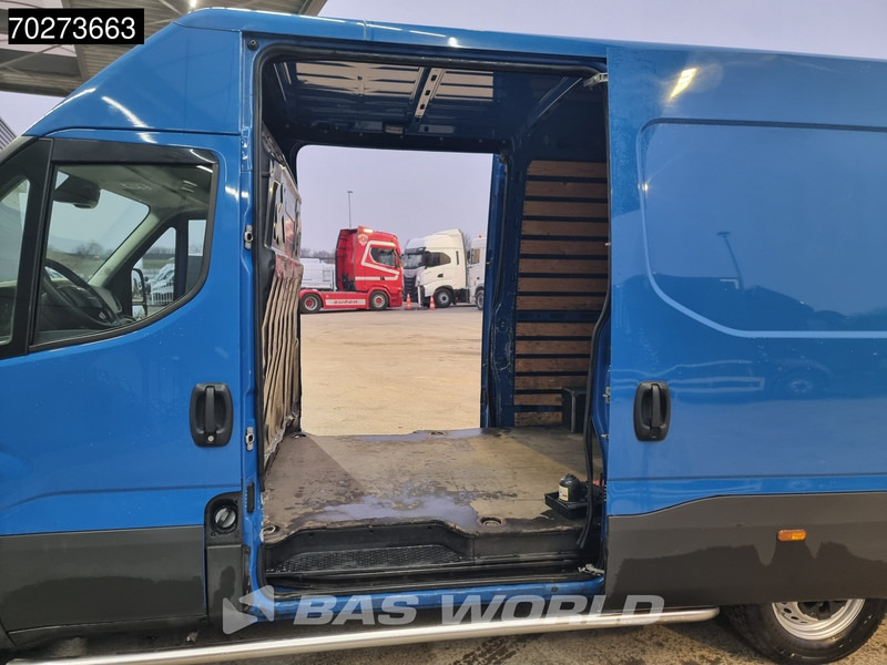 Iveco Daily 35S14 Automaat L2H2 2x schuifdeur LED Camera Airco Cruise L2 Airco Cruise control - Kaubik: pilt 3 Iveco Daily 35S14 Automaat L2H2 2x schuifdeur LED Camera Airco Cruise L2 Airco Cruise control - Kaubik: pilt 3
