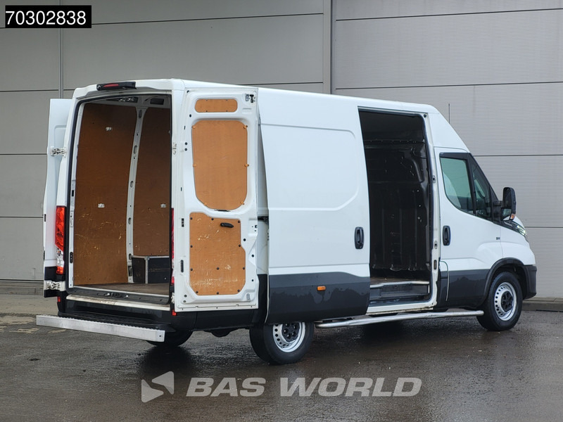 Iveco Daily 35S14 Automaat L2H2 3,5t Trekgewicht ACC LED Navi Airco Camera Parkeersensoren APK 09-2026 L2 Airco - Kaubik: pilt 3 Iveco Daily 35S14 Automaat L2H2 3,5t Trekgewicht ACC LED Navi Airco Camera Parkeersensoren APK 09-2026 L2 Airco - Kaubik: pilt 3