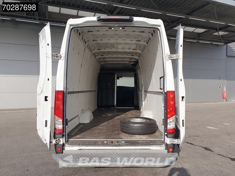 Iveco Daily 35S14 Automaat L3H2 3,5t Trekgewicht Airco Cruise Camera Euro6 L4H2 16m3 Airco Cruise control - Kaubik: pilt 3 Iveco Daily 35S14 Automaat L3H2 3,5t Trekgewicht Airco Cruise Camera Euro6 L4H2 16m3 Airco Cruise control - Kaubik: pilt 3