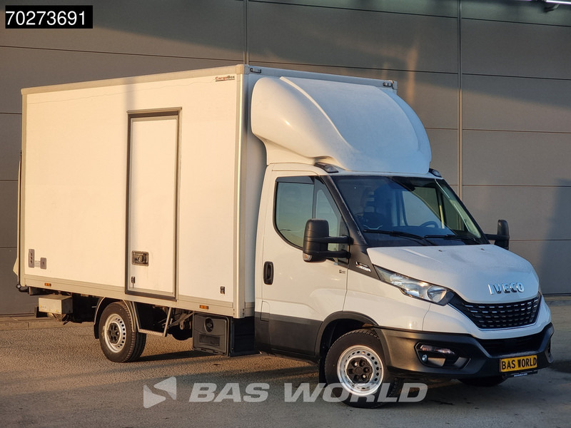 Iveco Daily 35S14 Automaat Laadklep Zijdeur Bakwagen Airco Cruise Meubelbak Koffer 20m3 Airco Cruise control - Tarbesõiduk furgoon: pilt 5 Iveco Daily 35S14 Automaat Laadklep Zijdeur Bakwagen Airco Cruise Meubelbak Koffer 20m3 Airco Cruise control - Tarbesõiduk furgoon: pilt 5