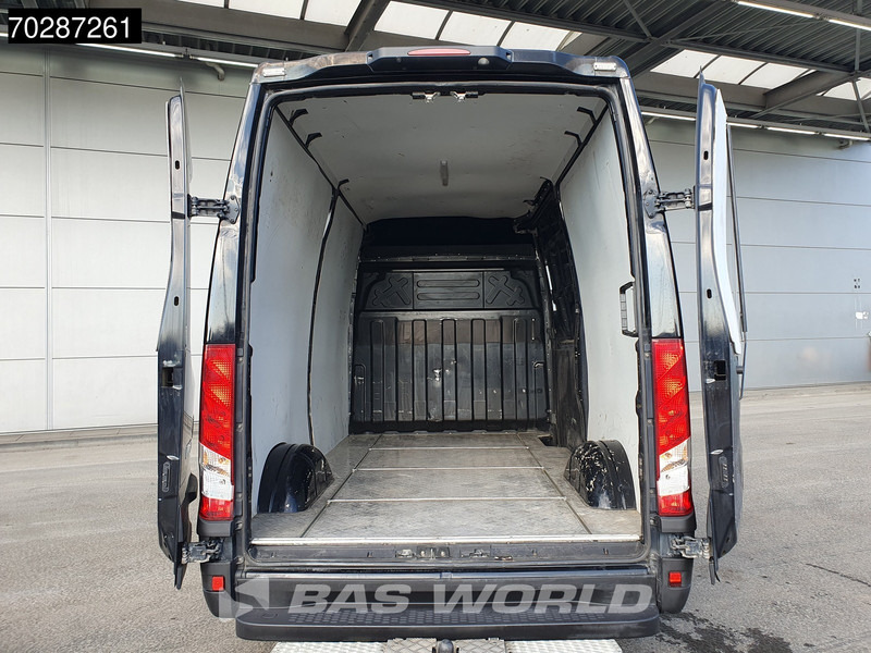 Iveco Daily 35S16 Automaat L2H2 3,5t Trekhaak Airco Cruise Camera Euro6 L2 11m3 Airco Trekhaak Cruise control - Kaubik: pilt 3 Iveco Daily 35S16 Automaat L2H2 3,5t Trekhaak Airco Cruise Camera Euro6 L2 11m3 Airco Trekhaak Cruise control - Kaubik: pilt 3