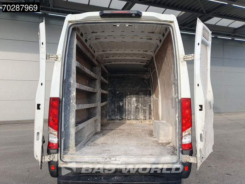 Iveco Daily 35S18 3.0L Automaat L2H2 3,5t Trekhaak 180PK LED Navi Airco Cruise Camera Euro6 L2 12m3 Airco Trekhaak Cruise control - Kaubik: pilt 3 Iveco Daily 35S18 3.0L Automaat L2H2 3,5t Trekhaak 180PK LED Navi Airco Cruise Camera Euro6 L2 12m3 Airco Trekhaak Cruise control - Kaubik: pilt 3