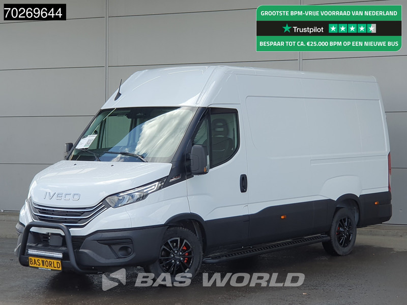 Iveco Daily 35S21 3.0L Automaat Black Edition 2025 model L2H2 Trekhaak Tacho ACC LED CarPlay Velgen Camera 12m3 Airco Trekhaak - Kaubik: pilt 1 Iveco Daily 35S21 3.0L Automaat Black Edition 2025 model L2H2 Trekhaak Tacho ACC LED CarPlay Velgen Camera 12m3 Airco Trekhaak - Kaubik: pilt 1