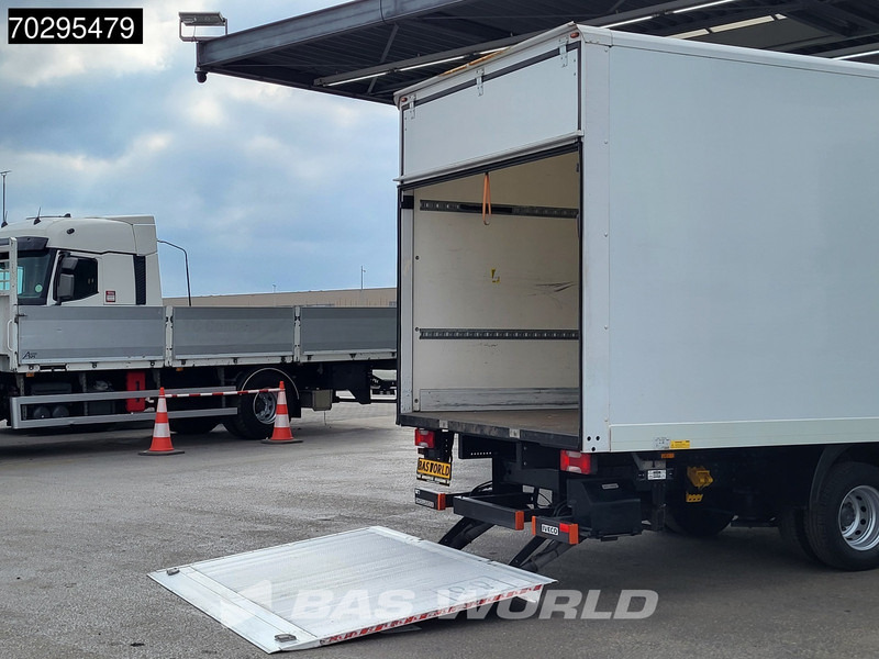 Iveco Daily 70C18 3.0L Automaat Laadklep 7tons 6meter Bakwagen Luchtvering Airco Cruise Meubelbak Koffer 36m3 Airco Cruise control - Tarbesõiduk furgoon: pilt 3 Iveco Daily 70C18 3.0L Automaat Laadklep 7tons 6meter Bakwagen Luchtvering Airco Cruise Meubelbak Koffer 36m3 Airco Cruise control - Tarbesõiduk furgoon: pilt 3