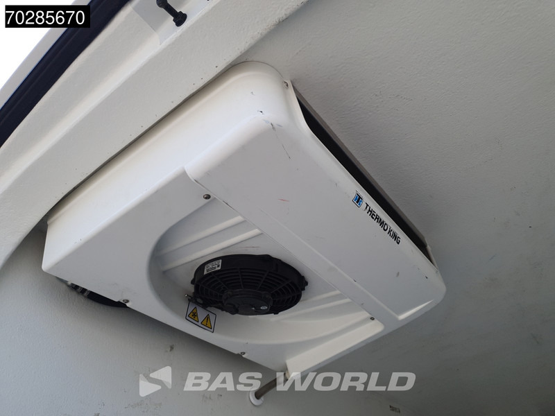 Tarbesõiduk külmik MAN TGE 3.140 Bi Temp Koelwagen Vriezer Themo King V-300 MAX Airco Euro6 Koel Koeler Vries Kühler Kühl Kühlwagen Frigo 12m3 Airco Cruise contr: pilt 9 Tarbesõiduk külmik MAN TGE 3.140 Bi Temp Koelwagen Vriezer Themo King V-300 MAX Airco Euro6 Koel Koeler Vries Kühler Kühl Kühlwagen Frigo 12m3 Airco Cruise contr: pilt 9