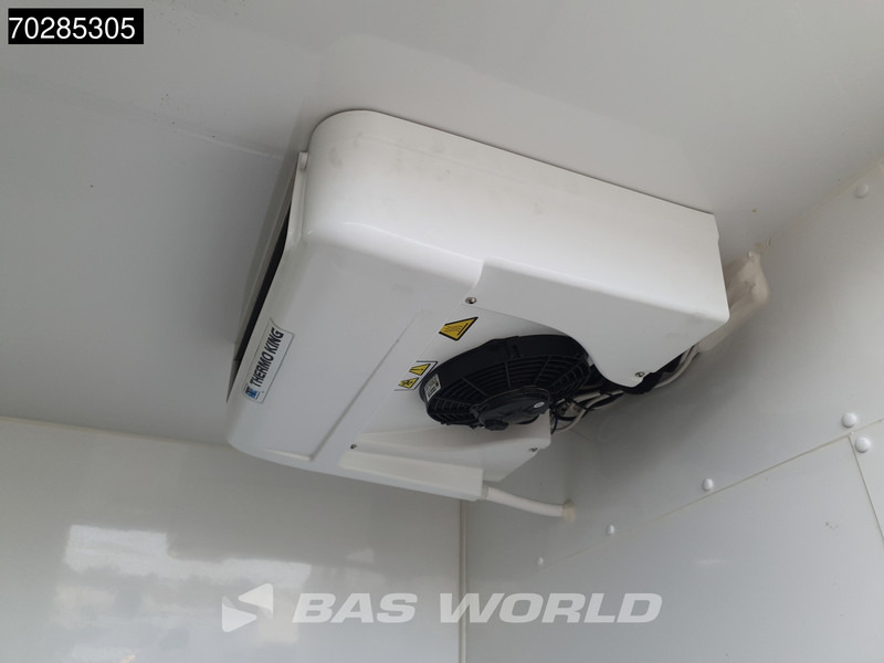 MAN TGE Koelwagen Thermo King 230V stekker Elektrisch 115km WLTP 36kWh L3H3 Automaat LED Navi Airco Cruise Camera Parkeersensoren L2H2 K - Tarbesõiduk külmik, Elektrikaubik: pilt 5 MAN TGE Koelwagen Thermo King 230V stekker Elektrisch 115km WLTP 36kWh L3H3 Automaat LED Navi Airco Cruise Camera Parkeersensoren L2H2 K - Tarbesõiduk külmik, Elektrikaubik: pilt 5