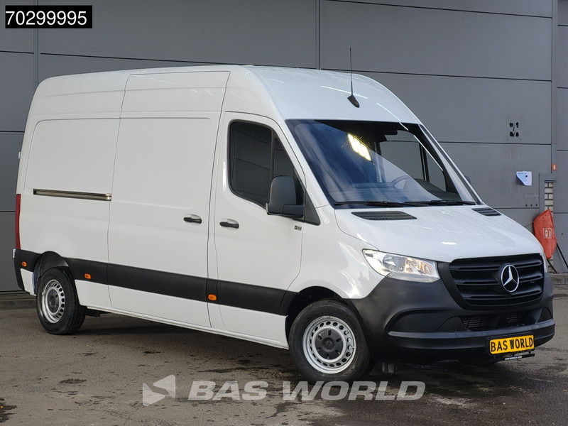 Mercedes-Benz Sprinter 311 CDI L2H2 Airco Cruise MBUX CarPlay Euro6 L2 Airco Cruise control - Väike kaubik: pilt 3 Mercedes-Benz Sprinter 311 CDI L2H2 Airco Cruise MBUX CarPlay Euro6 L2 Airco Cruise control - Väike kaubik: pilt 3