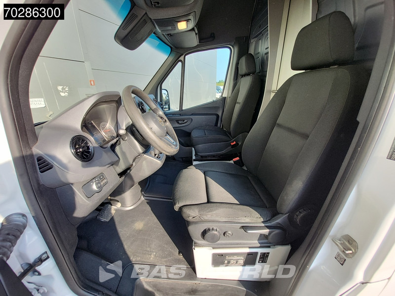 Mercedes-Benz Sprinter 315 CDI Automaat L3H2 Navi Airco Cruise Camera MBUX Carplay Euro6 L3 15m3 Airco Cruise control liising Mercedes-Benz Sprinter 315 CDI Automaat L3H2 Navi Airco Cruise Camera MBUX Carplay Euro6 L3 15m3 Airco Cruise control: pilt 9