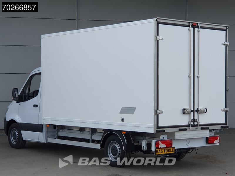 Mercedes-Benz Sprinter 315 CDI Koelwagen Achterdeuren Thermo King C-250 Airco MBUX Koel Koeler Kühl Kühler Kühlwagen Kühlkoffer 17m3 Airco Cruise contr - Tarbesõiduk külmik: pilt 2 Mercedes-Benz Sprinter 315 CDI Koelwagen Achterdeuren Thermo King C-250 Airco MBUX Koel Koeler Kühl Kühler Kühlwagen Kühlkoffer 17m3 Airco Cruise contr - Tarbesõiduk külmik: pilt 2