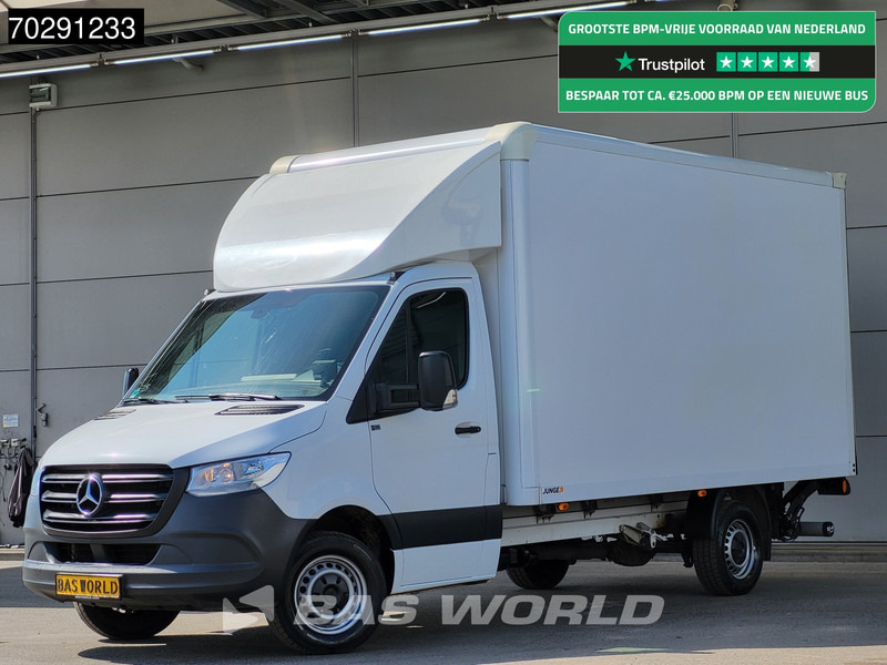 Mercedes-Benz Sprinter 317 CDI Automaat Bakwagen Laadklep Camera Airco Koffer Meubelbak 21m3 Airco - Tarbesõiduk furgoon: pilt 1 Mercedes-Benz Sprinter 317 CDI Automaat Bakwagen Laadklep Camera Airco Koffer Meubelbak 21m3 Airco - Tarbesõiduk furgoon: pilt 1