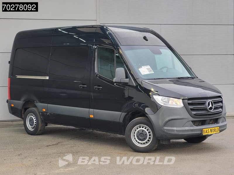 Mercedes-Benz Sprinter 317 CDI Automaat L2H2 3500KG Trekhaak 170PK Airco Camera MBUX CarPlay Euro6 L2 10m3 Airco Trekhaak - Kaubik: pilt 5 Mercedes-Benz Sprinter 317 CDI Automaat L2H2 3500KG Trekhaak 170PK Airco Camera MBUX CarPlay Euro6 L2 10m3 Airco Trekhaak - Kaubik: pilt 5