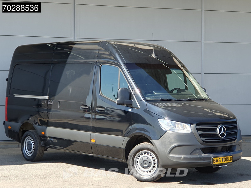 Mercedes-Benz Sprinter 317 CDI Automaat L2H2 3500KG Trekhaak Airco Camera MBUX CarPlay Euro6 L2 12m3 Airco Trekhaak - Kaubik: pilt 3 Mercedes-Benz Sprinter 317 CDI Automaat L2H2 3500KG Trekhaak Airco Camera MBUX CarPlay Euro6 L2 12m3 Airco Trekhaak - Kaubik: pilt 3