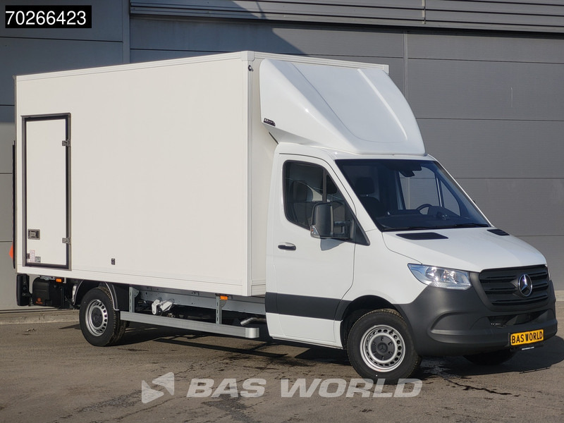 Mercedes-Benz Sprinter 317 CDI Automaat Laadklep Zijdeur Bakwagen Navi Airco Cruise MBUX Euro6 Meubelbak Koffer 12m3 Airco Cruise control - Tarbesõiduk furgoon: pilt 5 Mercedes-Benz Sprinter 317 CDI Automaat Laadklep Zijdeur Bakwagen Navi Airco Cruise MBUX Euro6 Meubelbak Koffer 12m3 Airco Cruise control - Tarbesõiduk furgoon: pilt 5