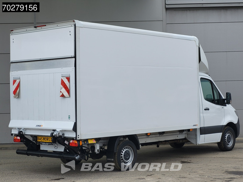 Mercedes-Benz Sprinter 317 CDI Bakwagen Automaat Laadklep Camera Meubelbak Koffer LBW 21m3 Airco - Tarbesõiduk furgoon: pilt 5 Mercedes-Benz Sprinter 317 CDI Bakwagen Automaat Laadklep Camera Meubelbak Koffer LBW 21m3 Airco - Tarbesõiduk furgoon: pilt 5