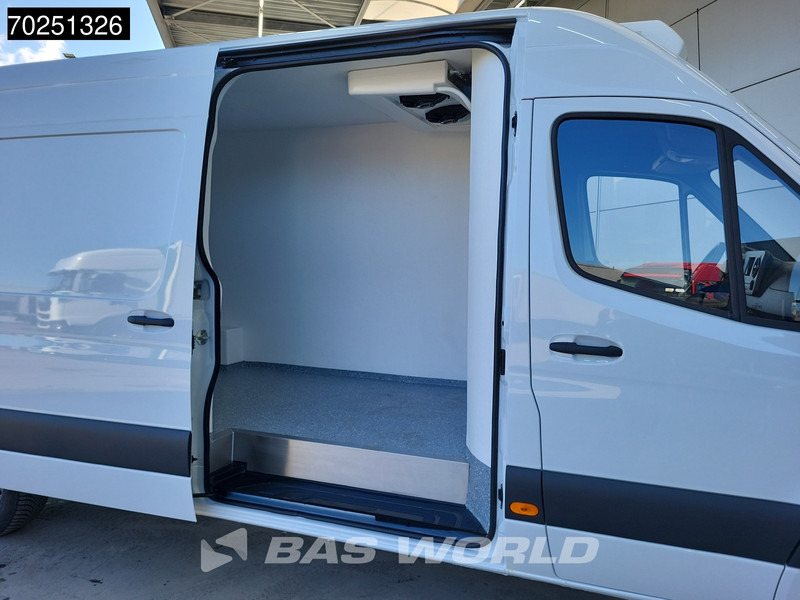 Mercedes-Benz Sprinter 317 CDI Koelwagen L3H2 Thermo King V-200 MAX 230V Stekker LED Airco Cruise Camera Navi Koeler Koel Kühlwagen 12m3 Airco Cruise c - Tarbesõiduk külmik: pilt 5 Mercedes-Benz Sprinter 317 CDI Koelwagen L3H2 Thermo King V-200 MAX 230V Stekker LED Airco Cruise Camera Navi Koeler Koel Kühlwagen 12m3 Airco Cruise c - Tarbesõiduk külmik: pilt 5