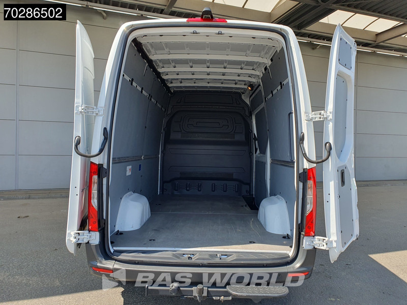 Mercedes-Benz Sprinter 319 CDI Automaat L2H2 190PK Trekhaak Airco Camera Parkeersensoren Euro6 L2 12m3 Airco Trekhaak - Kaubik: pilt 3 Mercedes-Benz Sprinter 319 CDI Automaat L2H2 190PK Trekhaak Airco Camera Parkeersensoren Euro6 L2 12m3 Airco Trekhaak - Kaubik: pilt 3