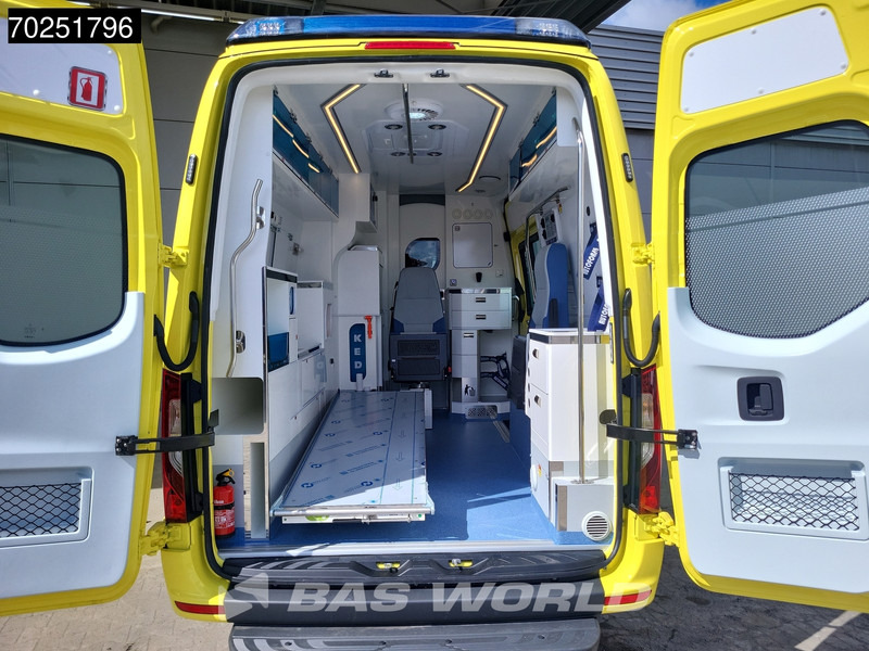 Mercedes-Benz Sprinter 319 CDI Automaat L2H2 New! Ambulance Ziekenwagen Rettungswagen Krankenwagen 10m3 Airco Cruise control - Kiirabiauto: pilt 3 Mercedes-Benz Sprinter 319 CDI Automaat L2H2 New! Ambulance Ziekenwagen Rettungswagen Krankenwagen 10m3 Airco Cruise control - Kiirabiauto: pilt 3