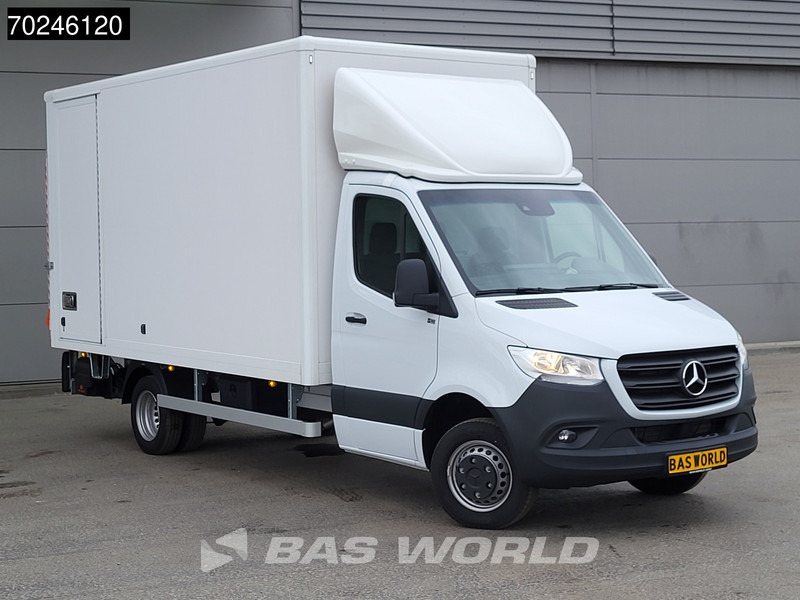 Mercedes-Benz Sprinter 515 CDI Automaat 1000kg Laadklep Dubbellucht Bakwagen MBUX Airco Cruise MBUX Koffer Meubelbak 21m3 Airco Cruise control - Tarbesõiduk furgoon: pilt 2 Mercedes-Benz Sprinter 515 CDI Automaat 1000kg Laadklep Dubbellucht Bakwagen MBUX Airco Cruise MBUX Koffer Meubelbak 21m3 Airco Cruise control - Tarbesõiduk furgoon: pilt 2