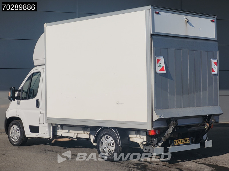 Opel Movano 165PK Laadklep Zijdeur Bakwagen Airco Cruise Camera Standkachel Euro6 Meubelbak Koffer 16m3 Airco Cruise control - Tarbesõiduk furgoon: pilt 2 Opel Movano 165PK Laadklep Zijdeur Bakwagen Airco Cruise Camera Standkachel Euro6 Meubelbak Koffer 16m3 Airco Cruise control - Tarbesõiduk furgoon: pilt 2