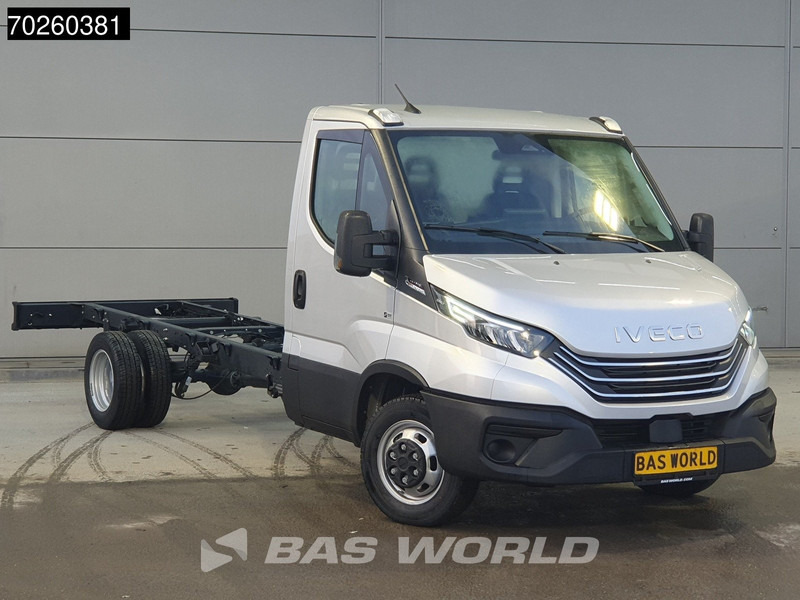 Iveco Daily 35C21 Automaat 410wb Dubbellucht 2025model Chassis Cabine ACC Fahrgestell Airco - Tarbesõiduk: pilt 2 Iveco Daily 35C21 Automaat 410wb Dubbellucht 2025model Chassis Cabine ACC Fahrgestell Airco - Tarbesõiduk: pilt 2