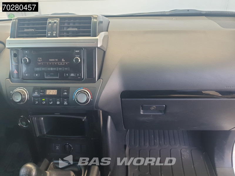 Väike kaubik Toyota Land Cruiser 2.8 D-4D 177 PK Euro6 3DRS VAN 3.5t trekhaak Warn Lier Airco PDC 2m3 Airco Trekhaak: pilt 12