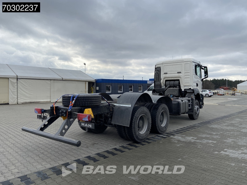 MAN TGS 33.400 6X4 NEW 6x4 chassis Big-Axle Manual Airco EURO 2 - Kabiinišassiiga veoauto: pilt 5 MAN TGS 33.400 6X4 NEW 6x4 chassis Big-Axle Manual Airco EURO 2 - Kabiinišassiiga veoauto: pilt 5