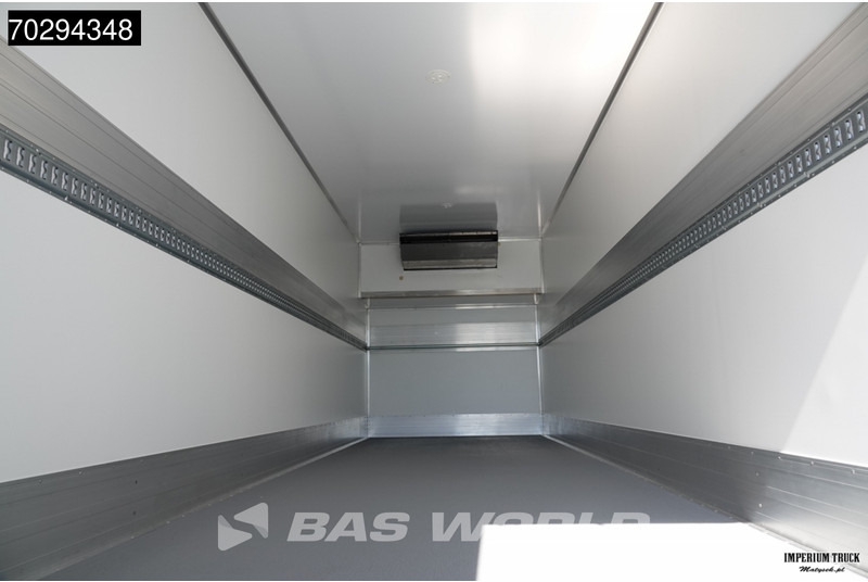 MAN TGX 26.520 TGX 6X2 Thermo King T-1000 R Automatic Lift-Steering Axle Euro 6 - Külmutiga veoauto: pilt 3 MAN TGX 26.520 TGX 6X2 Thermo King T-1000 R Automatic Lift-Steering Axle Euro 6 - Külmutiga veoauto: pilt 3