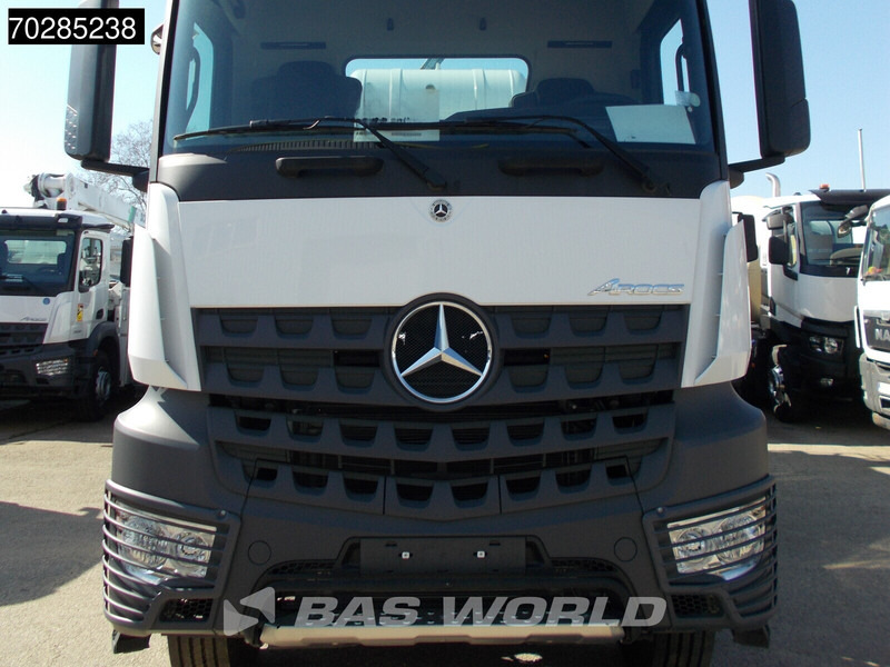 Mercedes-Benz Arocs 4145 8X4 10m3 Schwing Stetter mixer Manual Steelsuspension Euro 3 - Autobetoonisegisti: pilt 5 Mercedes-Benz Arocs 4145 8X4 10m3 Schwing Stetter mixer Manual Steelsuspension Euro 3 - Autobetoonisegisti: pilt 5