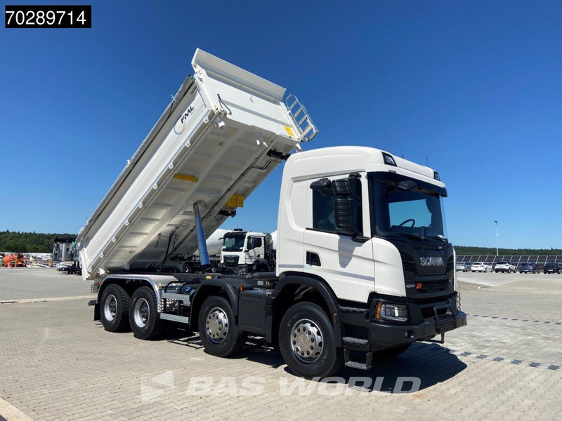 Scania P420 8X4 NEW! 13,5m3 3-way tipper Hardox450 Steel Steelsuspension Euro 6 - Kallurauto: pilt 3 Scania P420 8X4 NEW! 13,5m3 3-way tipper Hardox450 Steel Steelsuspension Euro 6 - Kallurauto: pilt 3