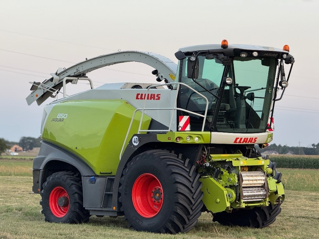Claas Jaguar 850 Allrad - Koristusmasin: pilt 2 Claas Jaguar 850 Allrad - Koristusmasin: pilt 2