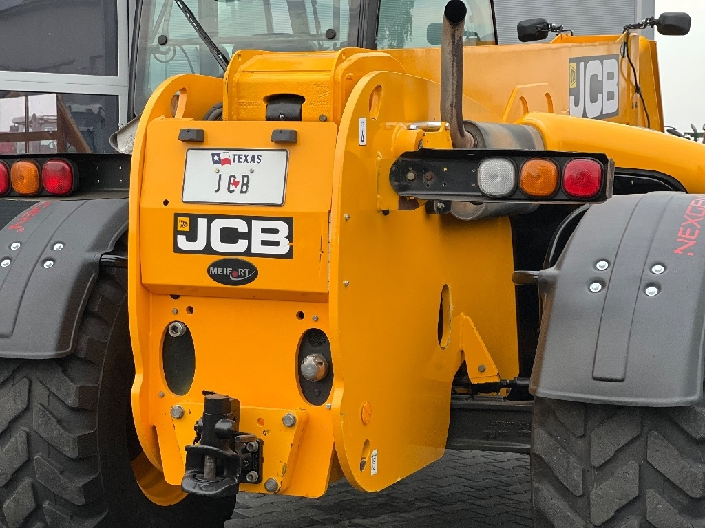Teleskooplaadur JCB 541-70 Agri Plus: pilt 6